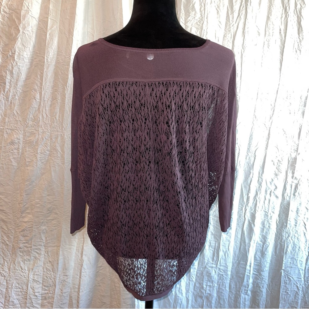 Margaret O’Leary Woman’s Top - Picture 3 of 7